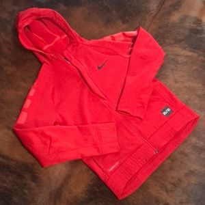 Nike jacket red in color kids size Xtra large